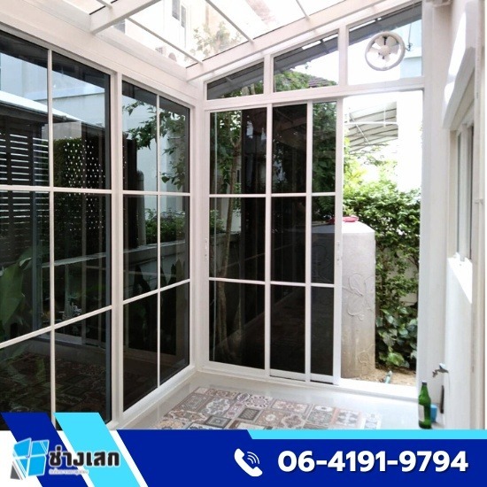 ประตูกระจกบานเลื่อน